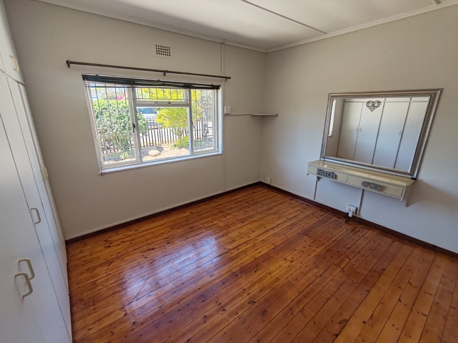 5 Bedroom Property for Sale in Vredenburg Western Cape